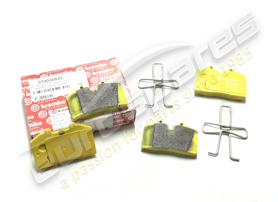 nouveau jeu de plaquettes ferrari pour étriers arrière. numéro de pièce 70000925 (1)