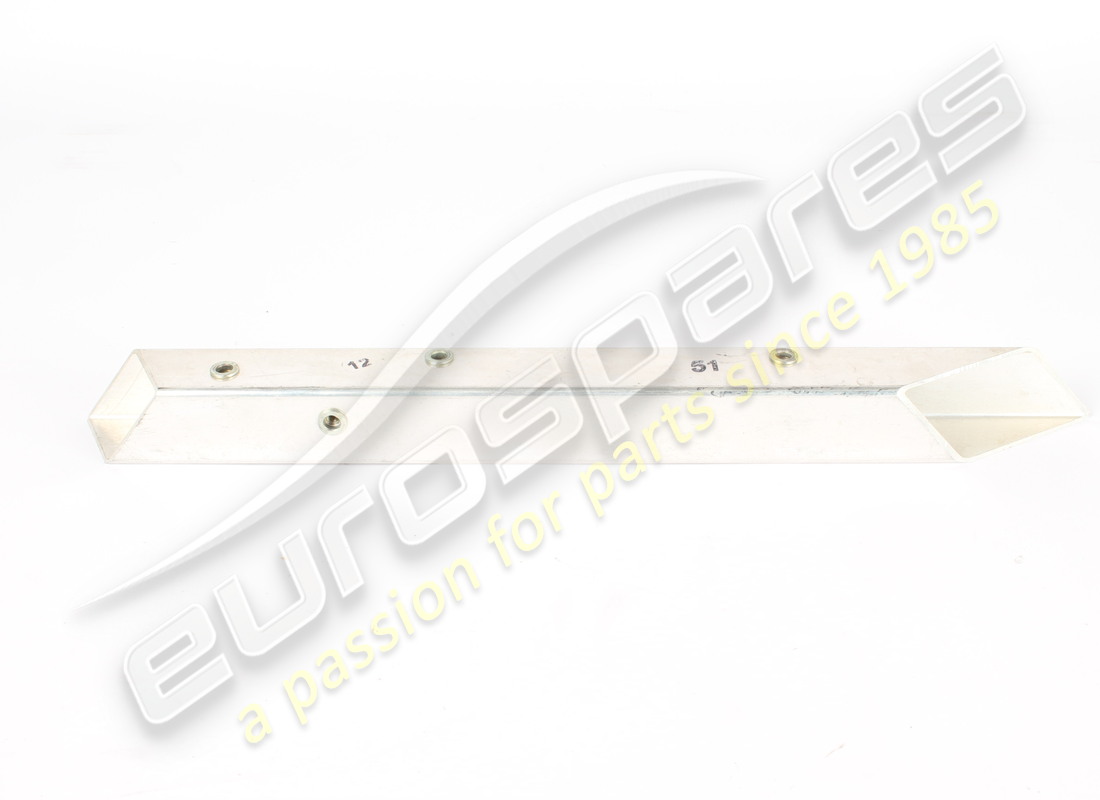 nouveau renfort avant gauche ferrari. numéro de pièce 985221115 (1)