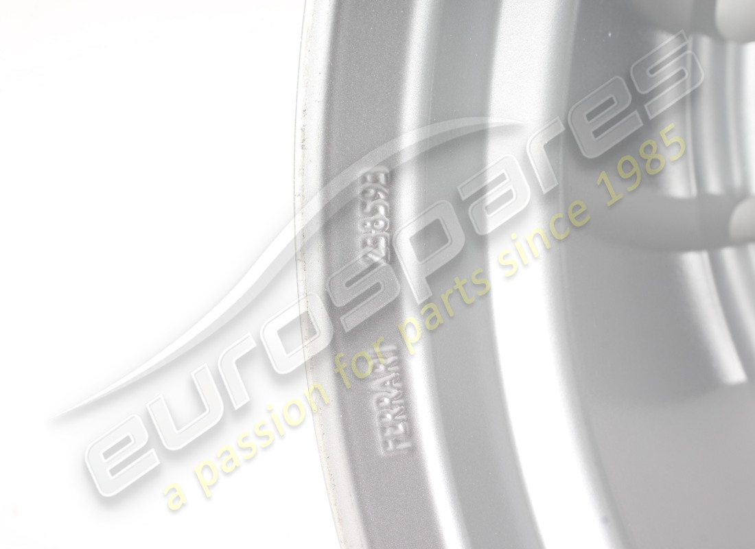 nouveau ferrari sessanta roues ensemble 19 pouces. numéro de pièce fwhe062 (5)