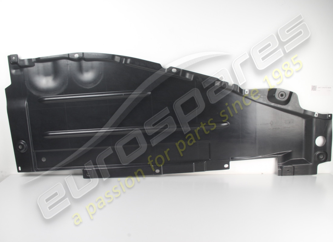 NOUVEAU FERRARI AVANT AÉRODYNAMIQUE INFÉRIEUR DROIT NUMÉRO DE PIÈCE 83948500 (4) nouveau ferrari avant aérodynamique inférieur droit numéro de pièce 83948500 (4)