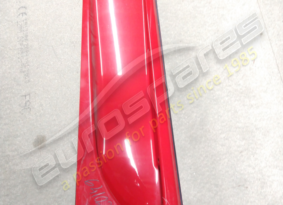 grille de porte gauche ferrari utilisée. numéro de pièce 64102810 (2)