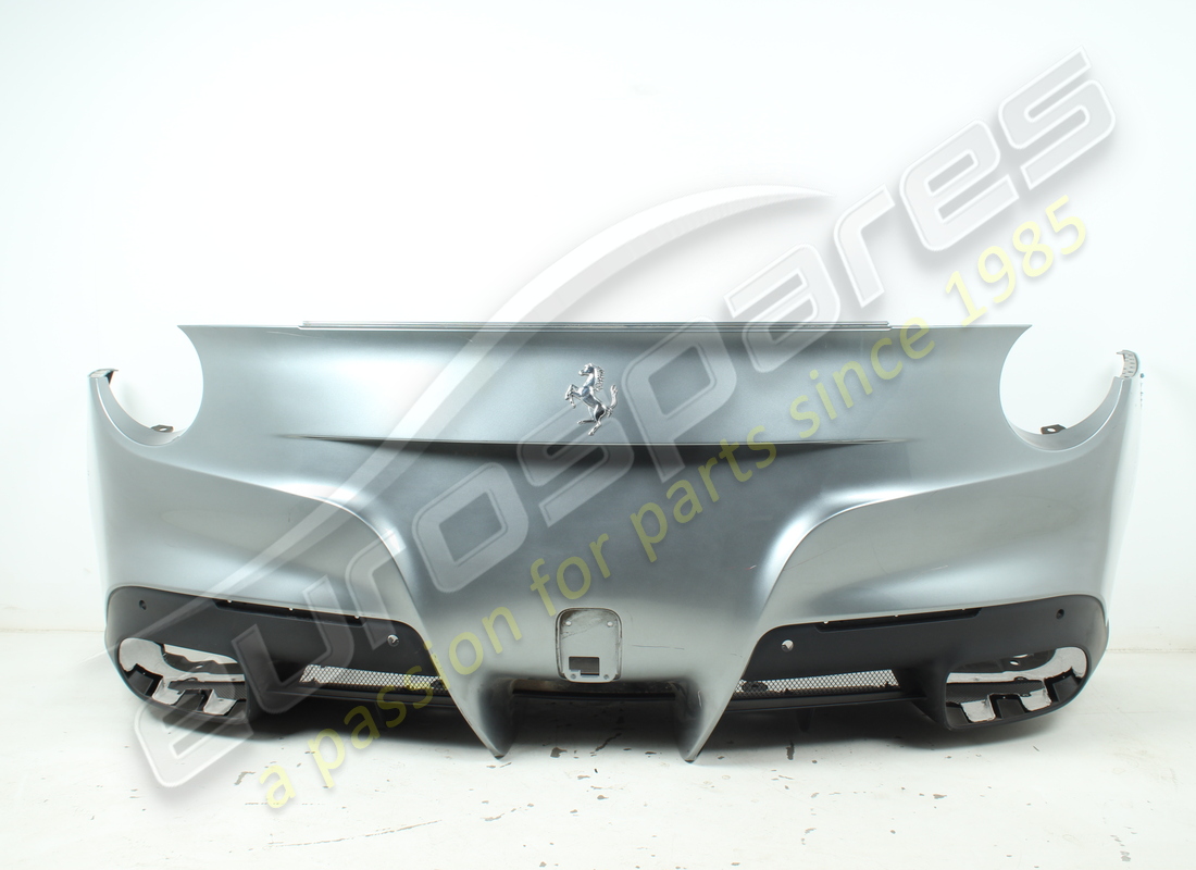 utilisé ferrari pare-choc arrière. numéro de pièce 85133210 (2)