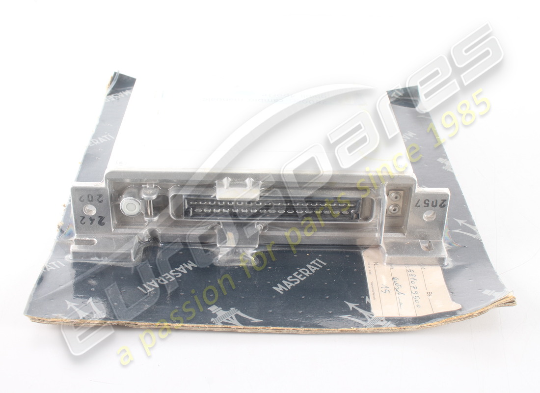 NOUVELLE UNITÉ DE COMMANDE MASERATI. NUMÉRO DE PIÈCE 581079500 (2) nouvelle unité de commande maserati. numéro de pièce 581079500 (2)