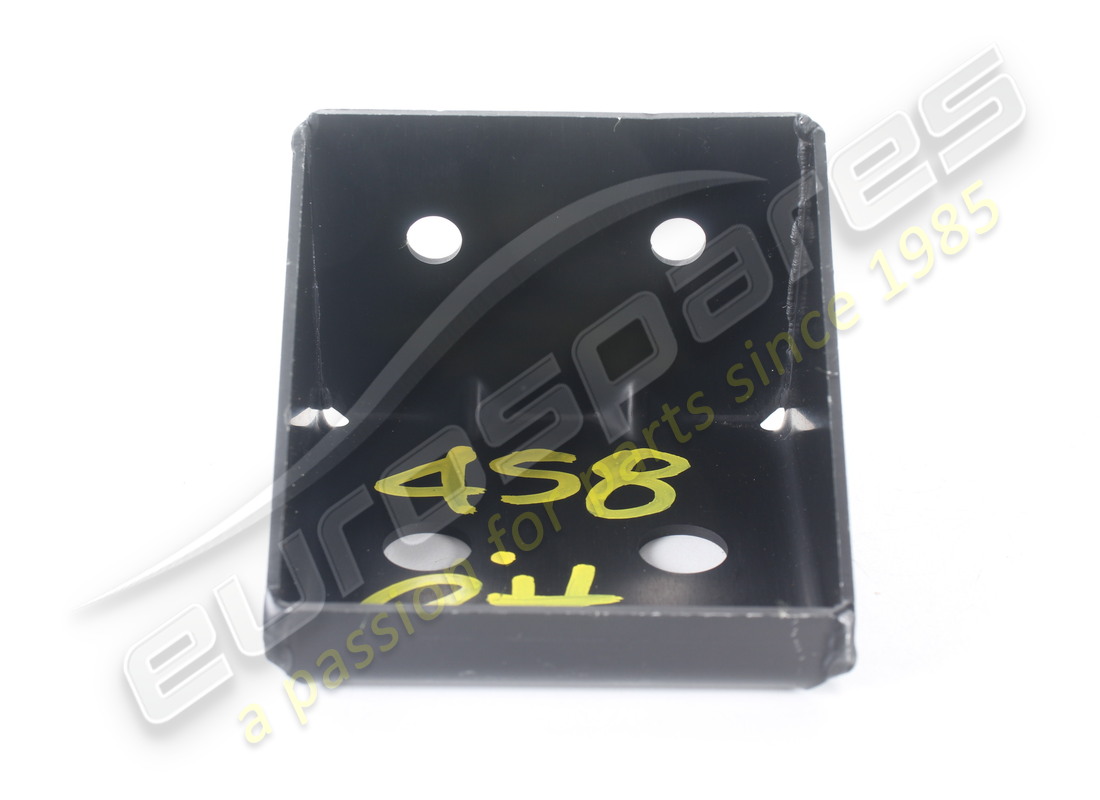 nouveau support supérieur droit ferrari. référence 267021 (3)