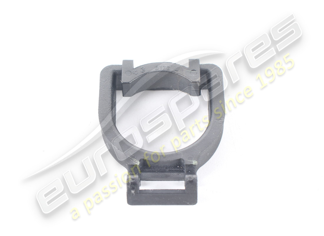 nouveau clip de fixation ferrari. numéro de pièce 193877 (3)