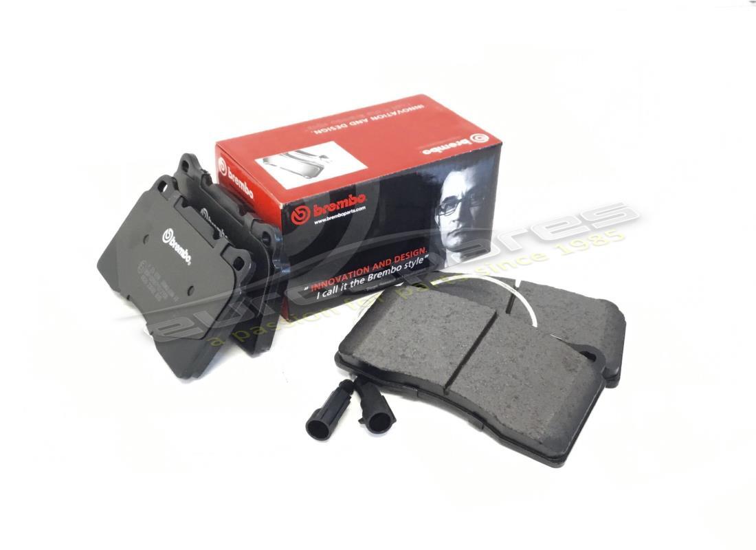 nouveau ensemble eurospares avant les plaquettes de frein. numéro de pièce 673010326 (1)