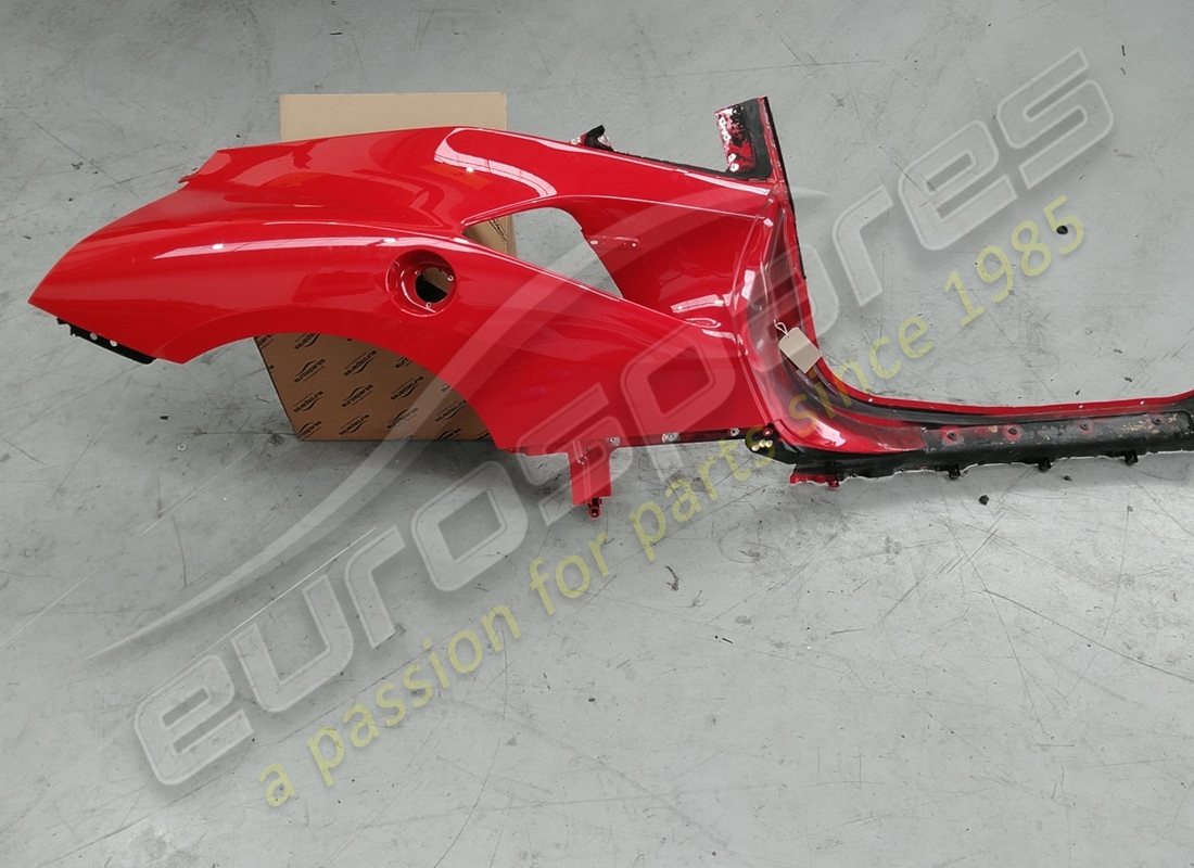utilisé ferrari numéro de pièce rh flank 985855308