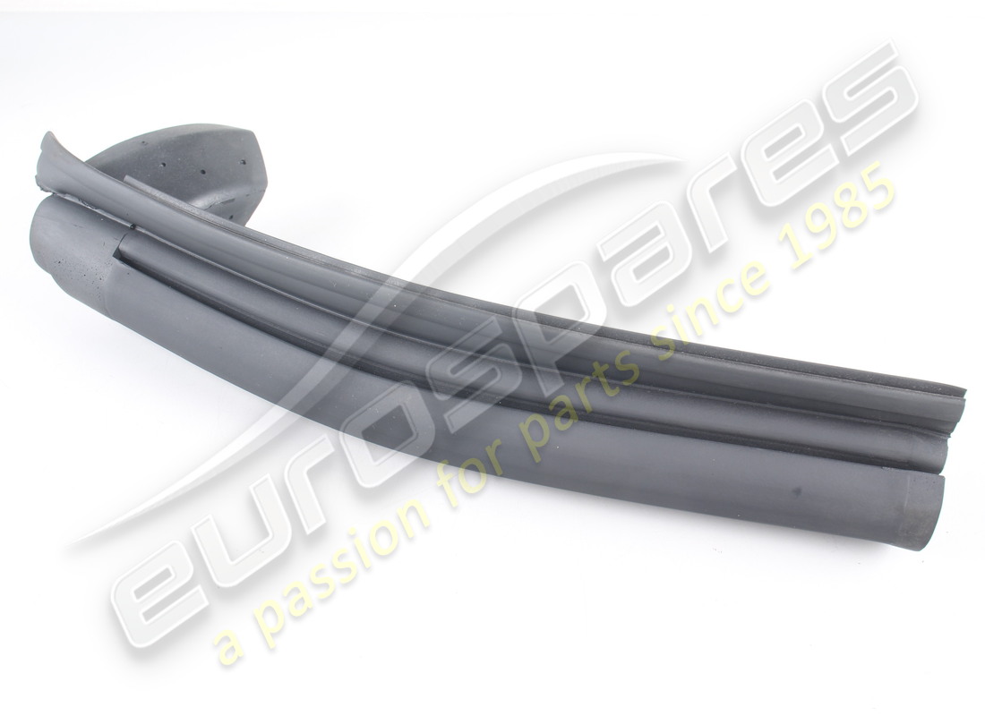 nouveau joint de toit maserati - spyder. référence 66366100 (1)