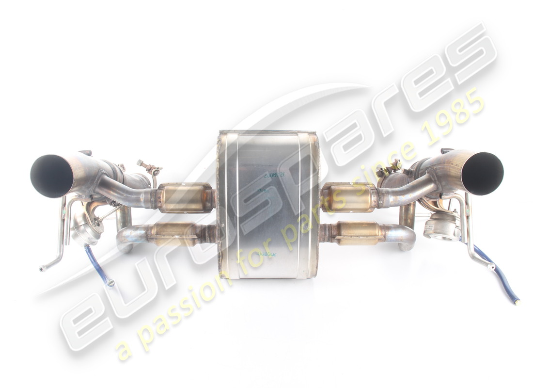 utilisé ferrari silencieux central. numéro de pièce 844311 (1)