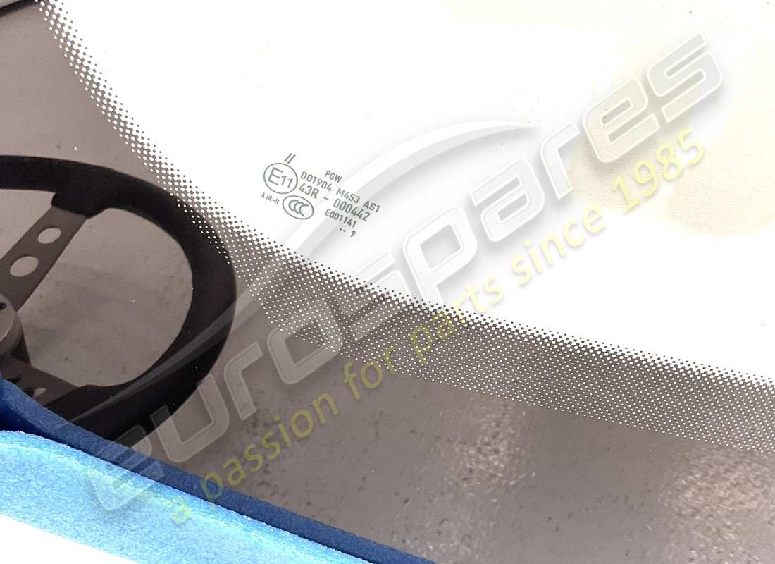 nouveau pare-brise lamborghini. numéro de pièce 4ml845099d0p0 (2)