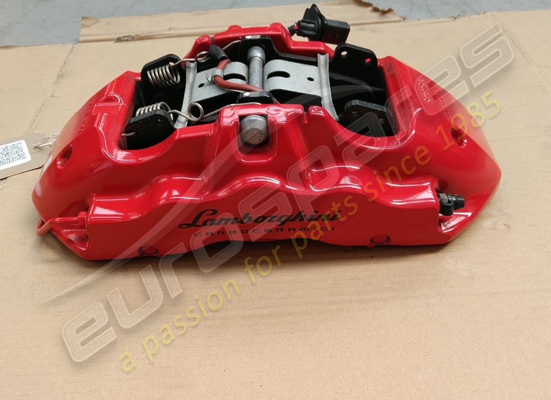 utilisé lamborghini étrier avant en rouge numéro de pièce 4t0615106df