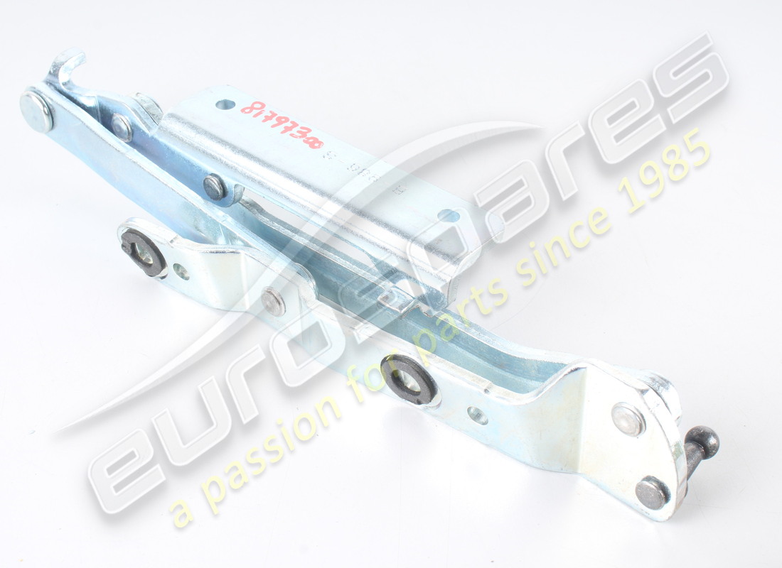 NOUVEAU MASERATI CHARNIÈRE DE COFFRE. RÉFÉRENCE 81797300 (2) nouveau maserati charnière de coffre. référence 81797300 (2)