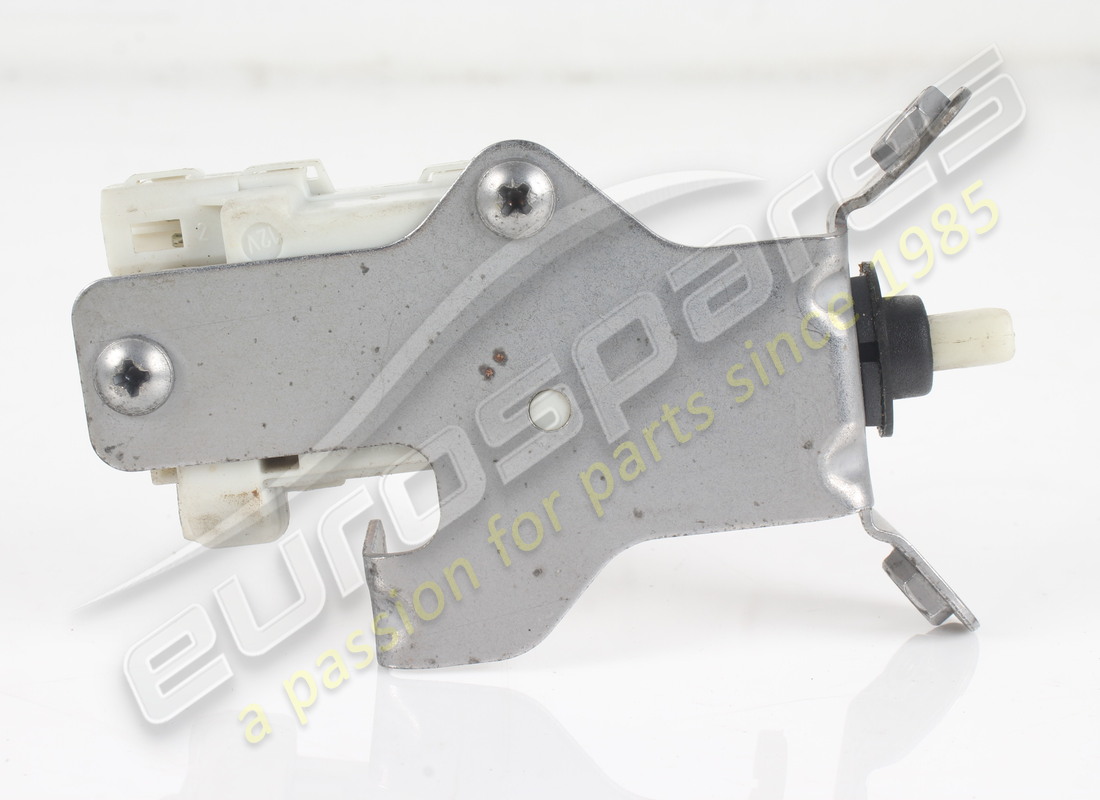 UTILISÉ FERRARI ACTIONNEUR. NUMÉRO DE PIÈCE 69918500 (5) utilisé ferrari actionneur. numéro de pièce 69918500 (5)