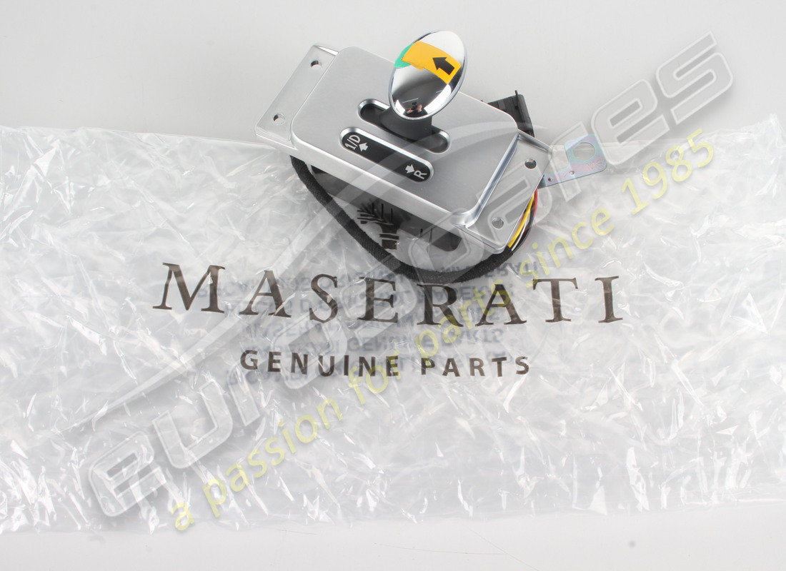 nouveau panneau de commande inverse maserati. numéro de pièce 237393 (3)