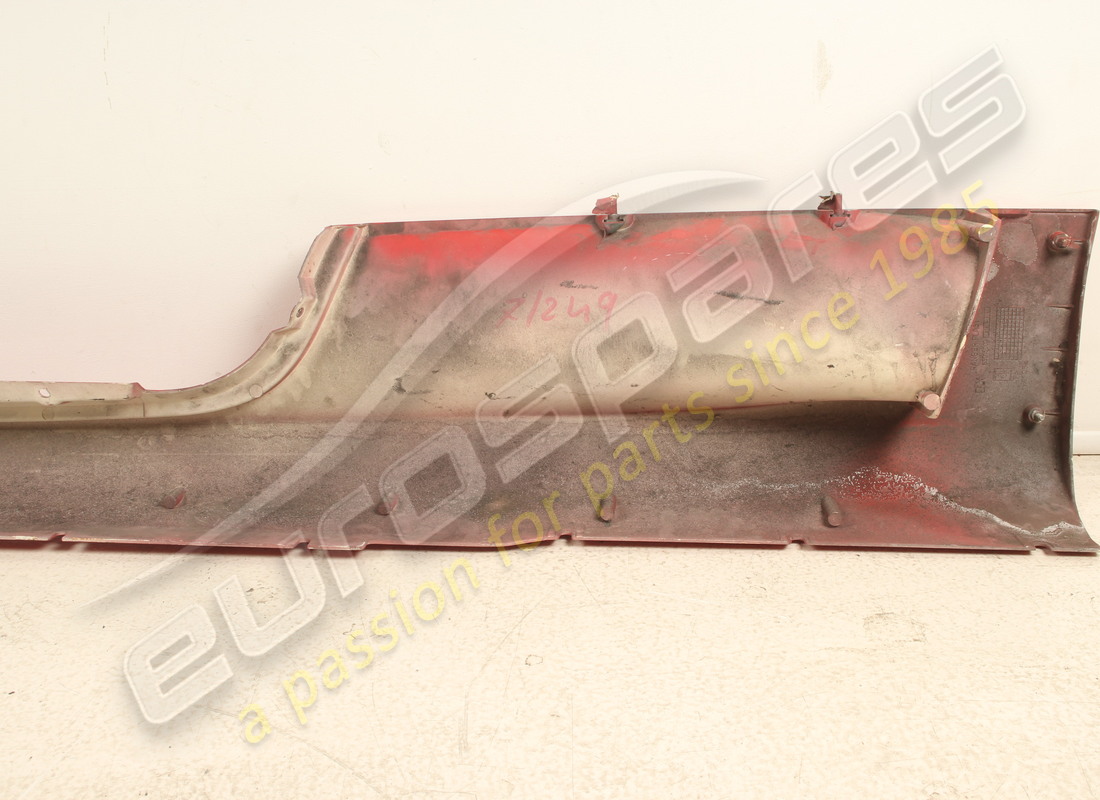 utilisé ferrari revêtement sous-porte droit. numéro de pièce 66099410 (10)