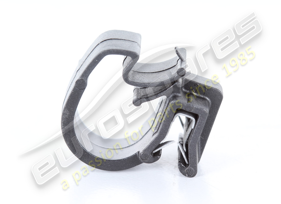 nouveau printemps ferrari. numéro de pièce 224539 (1)