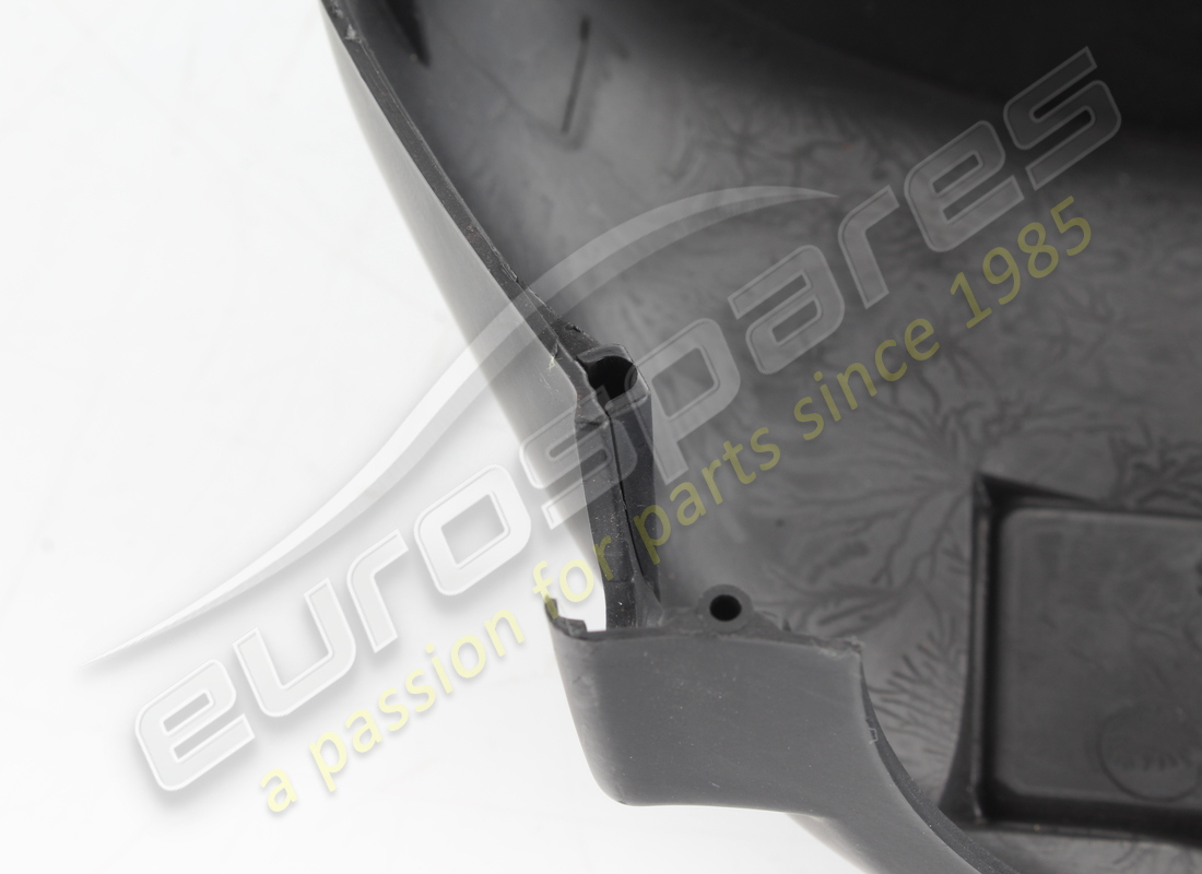 couvercle supérieur d'occasion ferrari - valable pour f1-. numéro de pièce 68097900 (4)