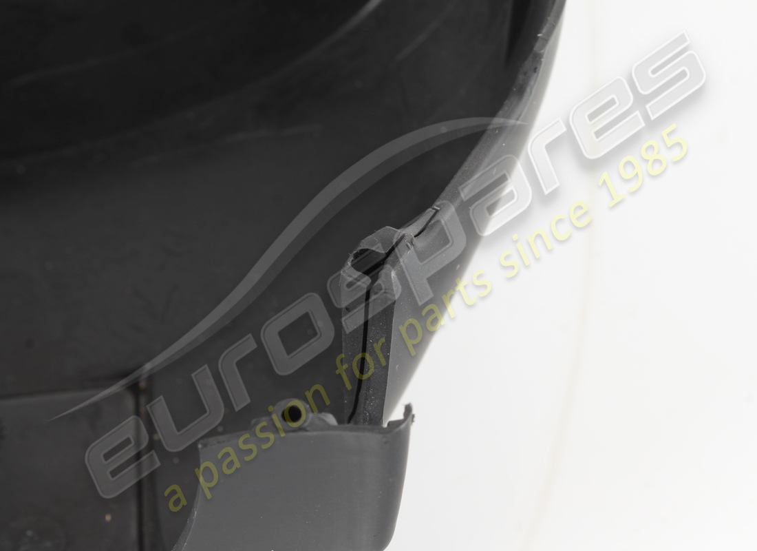 couvercle supérieur d'occasion ferrari - valable pour f1-. numéro de pièce 68097900 (5)