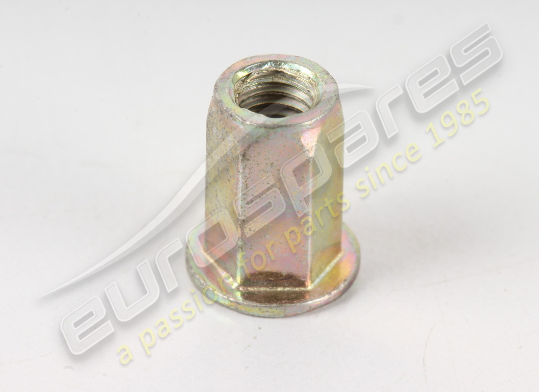 nouveau ferrari rivet cylindrique m5. numéro de pièce 15624311 (1)