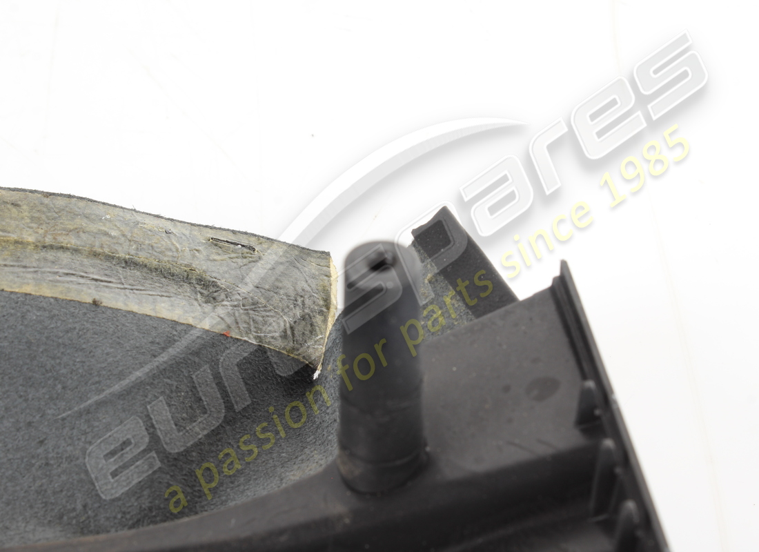 couvercle supérieur d'occasion ferrari - valable pour f1-. numéro de pièce 68097900 (6)