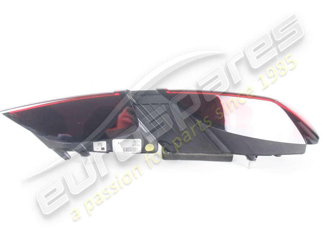 nouveau feu arrière gauche ferrari. numéro de pièce 919257 (4)