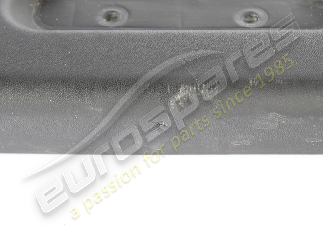 utilisé ferrari moulure de traverse supérieure h. numéro de pièce 81882200 (6)