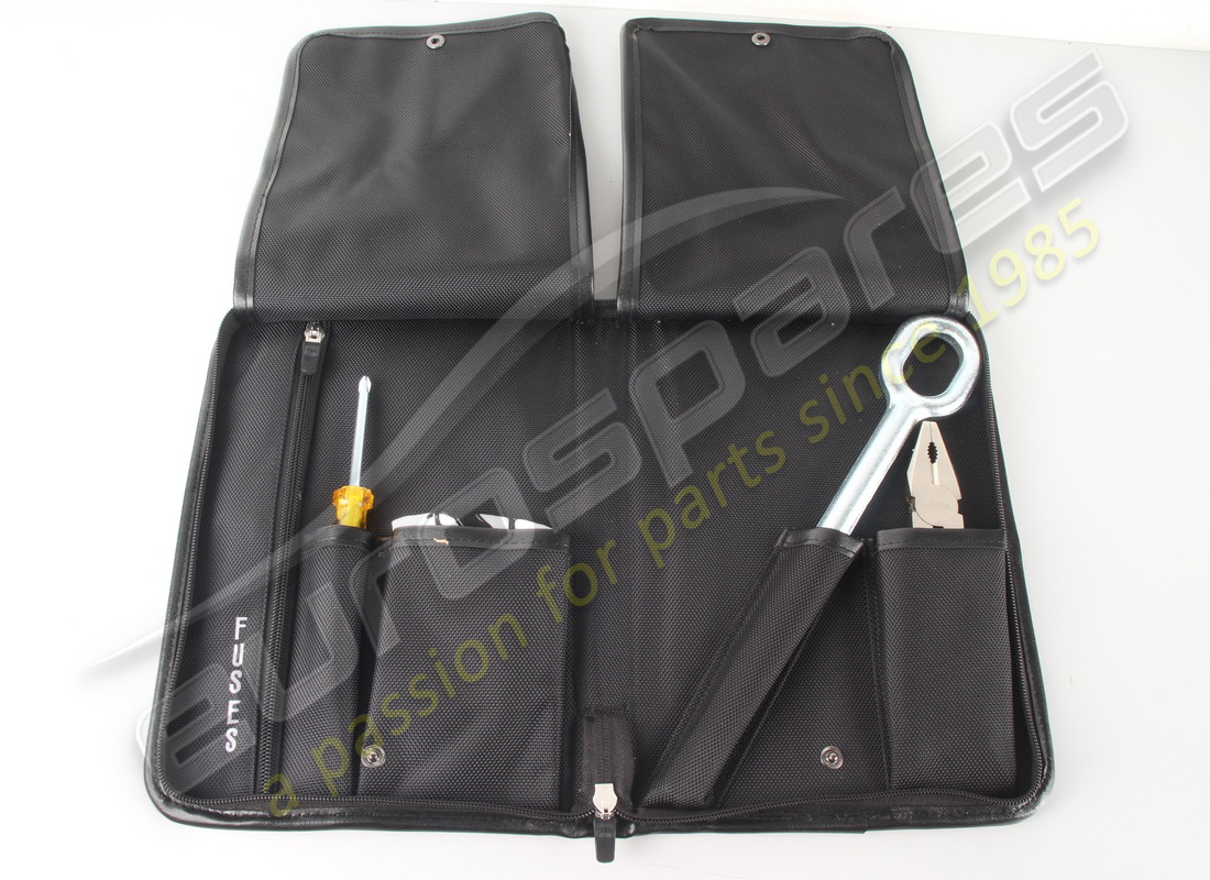 nouveau sac à outils complet ferrari. numéro de pièce 265008 (3)