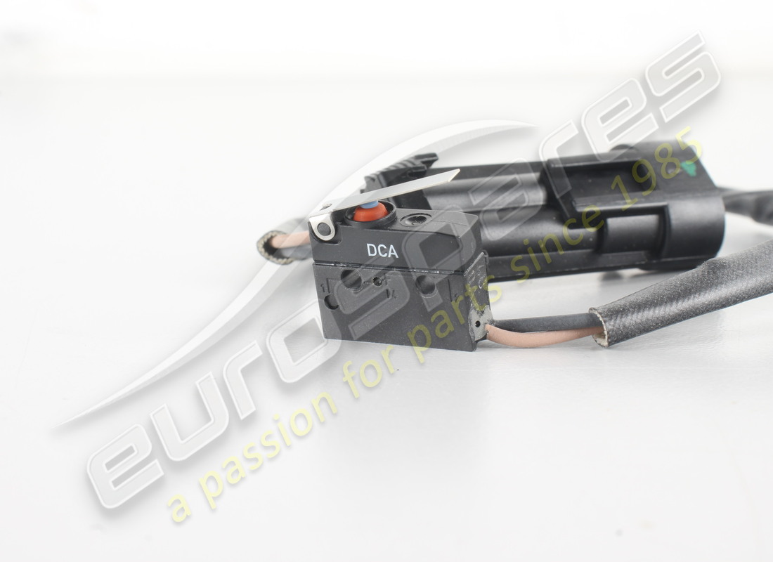 nouveau ferrari micro-interrupteur.. numéro de pièce 67493300 (3)