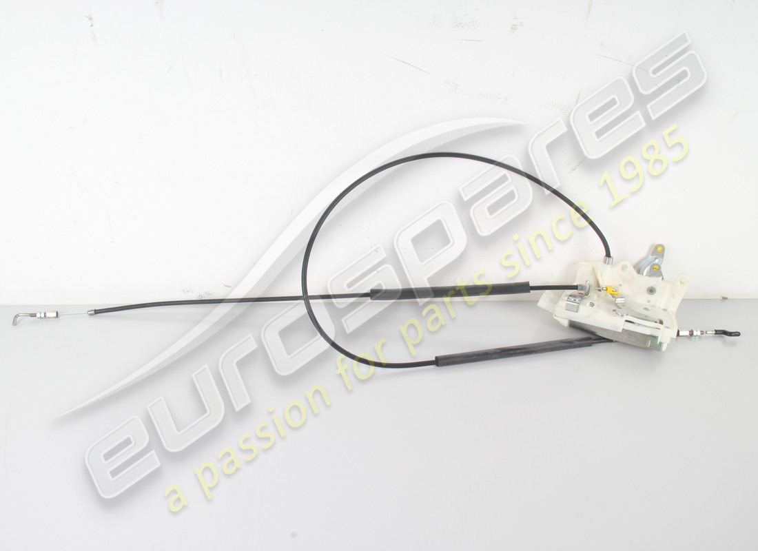 nouvelle serrure de porte gauche complète ferrari. numéro de pièce 69998100 (1)