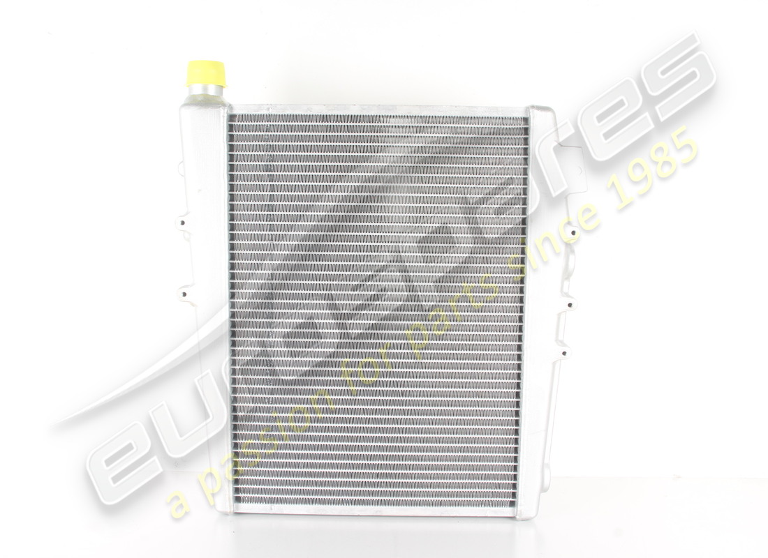 nouveau radiateur lamborghini. numéro de pièce 400121253d (2)