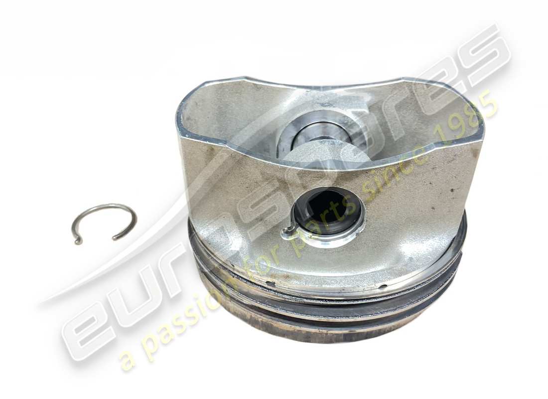 piston ferrari utilisé avec segment de piston. numéro de pièce 156166 (2)