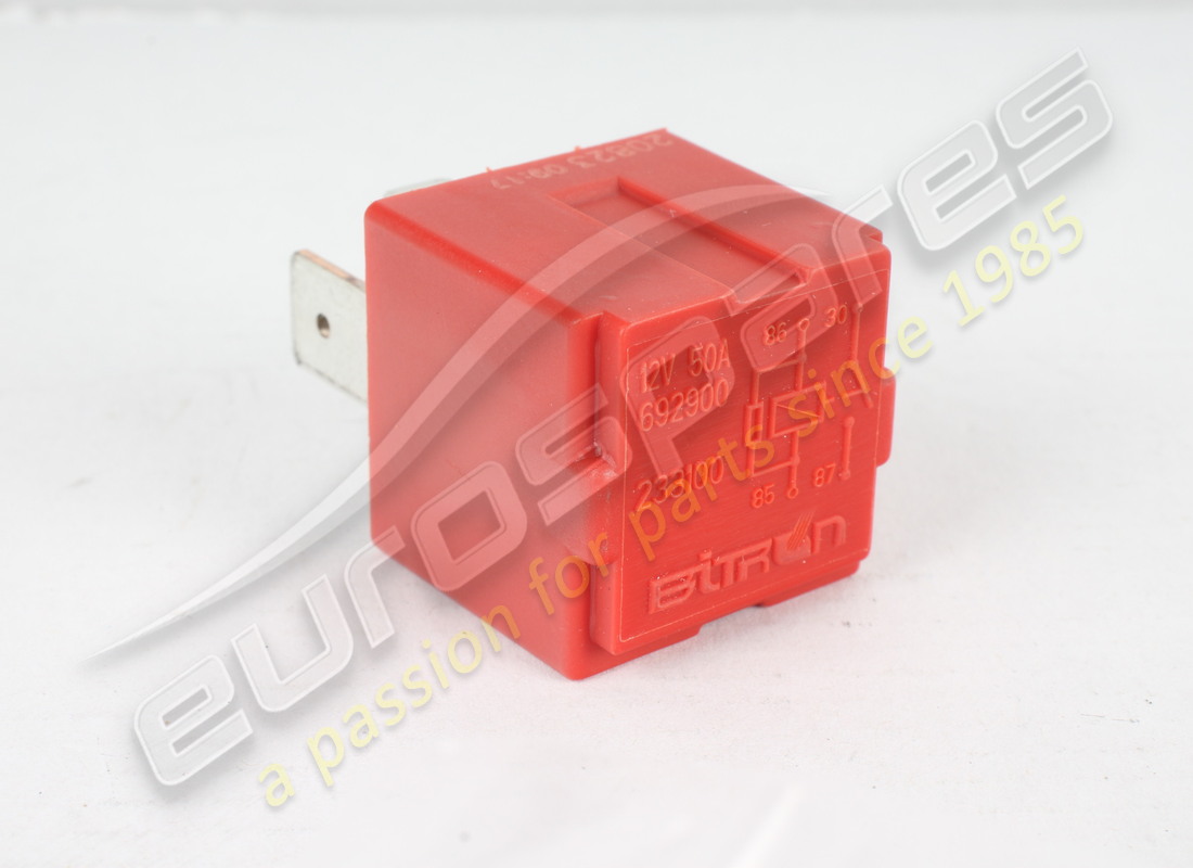 nouveau ferrari relais 50 amp. numéro de pièce 233100 (1)