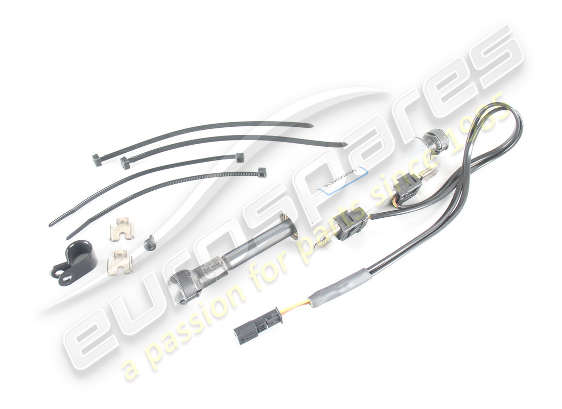nouveau cylindre hydraulique droit maserati. numéro de pièce 83084400 (1)
