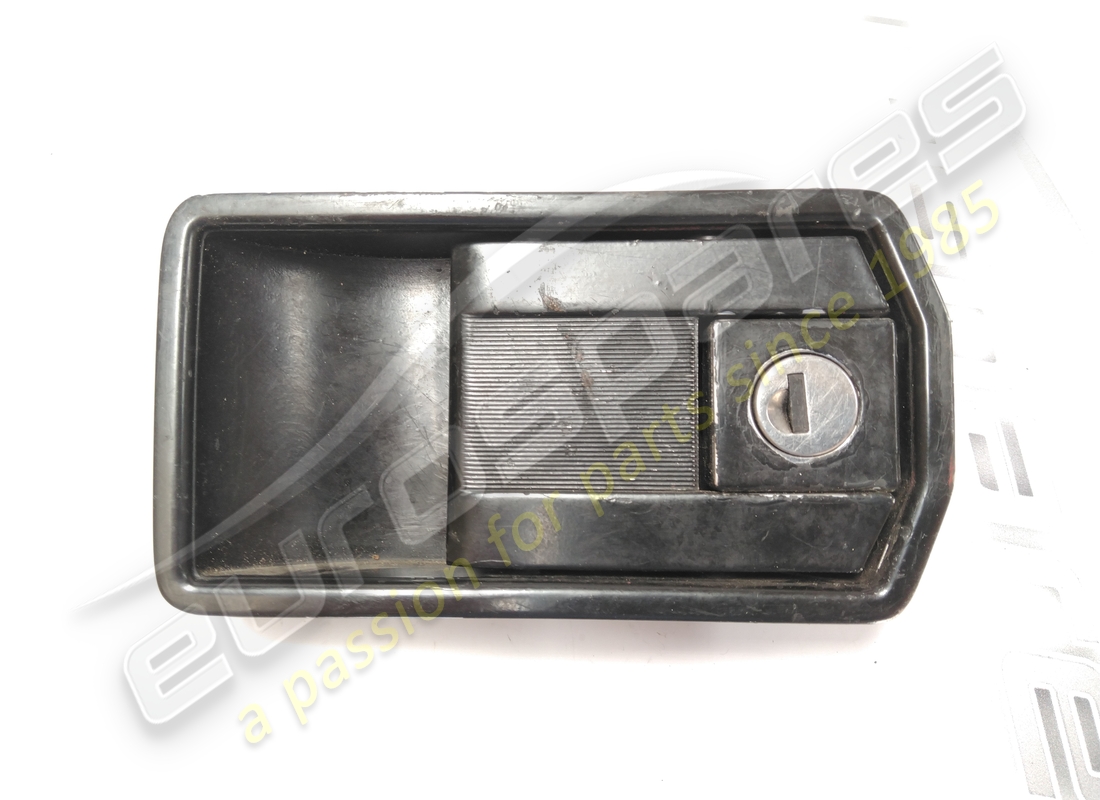 POIGNÉE DE PORTE GAUCHE Ferrari UTILISÉE. NUMÉRO DE PIÈCE 40062606 (1)