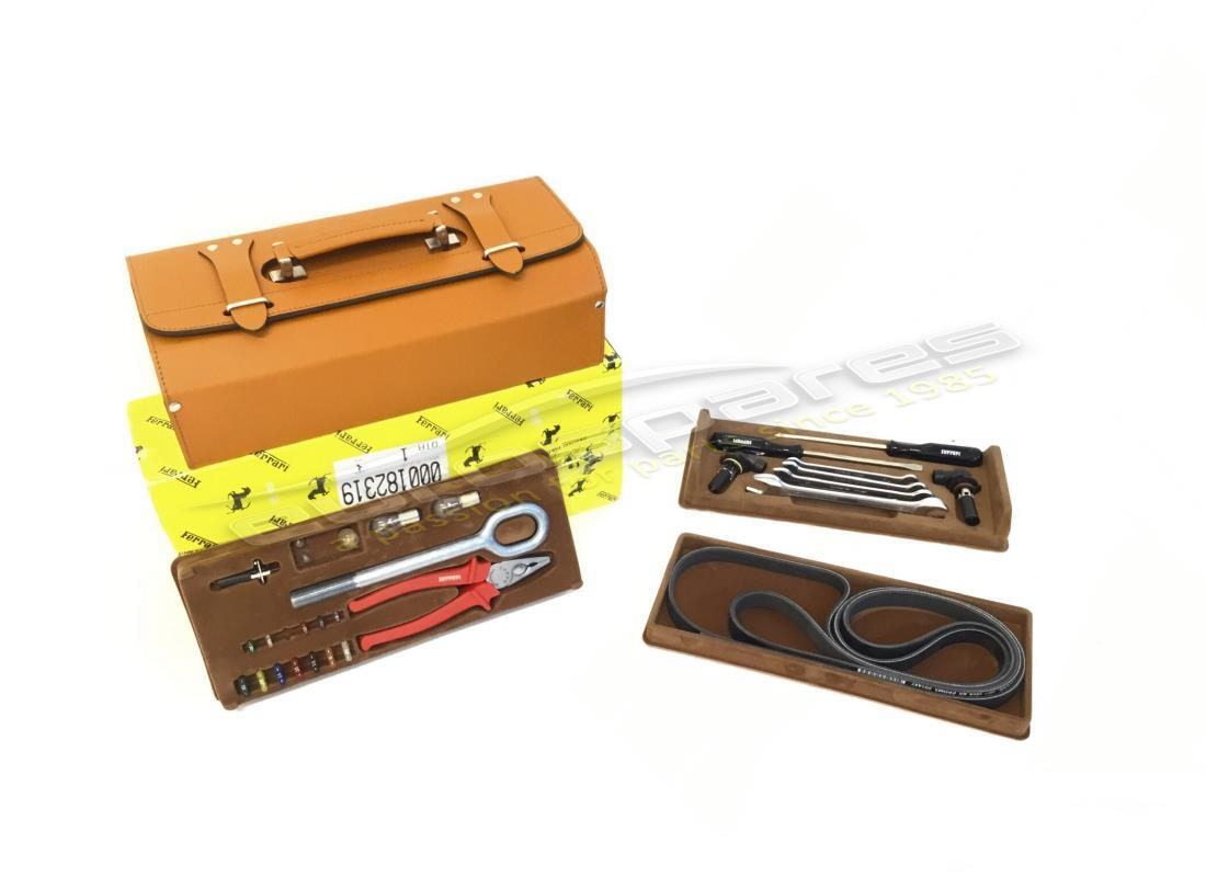 nouveau sac à outils complet ferrari. numéro de pièce 182319 (1)