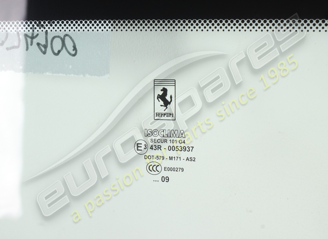neuf (autre) ferrari vitre pour capot arrière. numéro de pièce 68074900 (2)