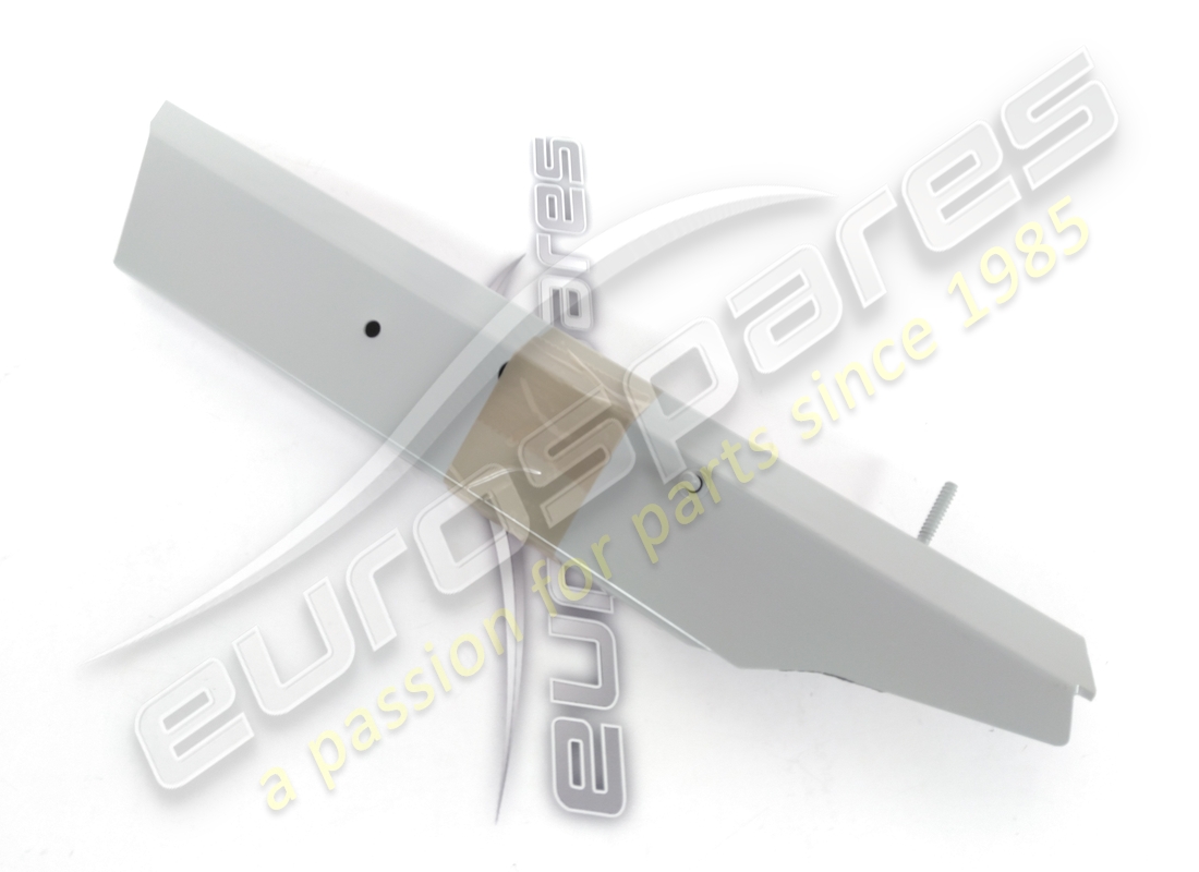 nouvelle diagon avant supérieure du tunnel droit ferrari. numéro de pièce 985307878 (2)