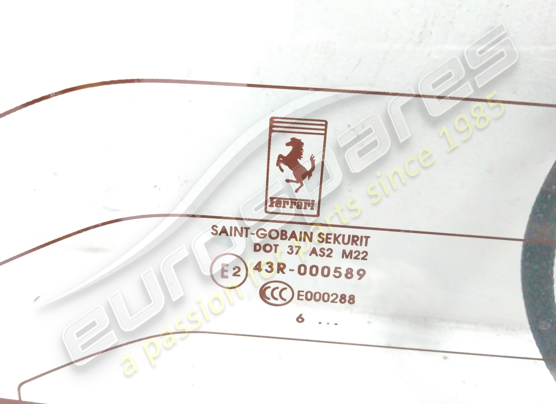 écran arrière utilisé ferrari. numéro de pièce 82202400 (2)