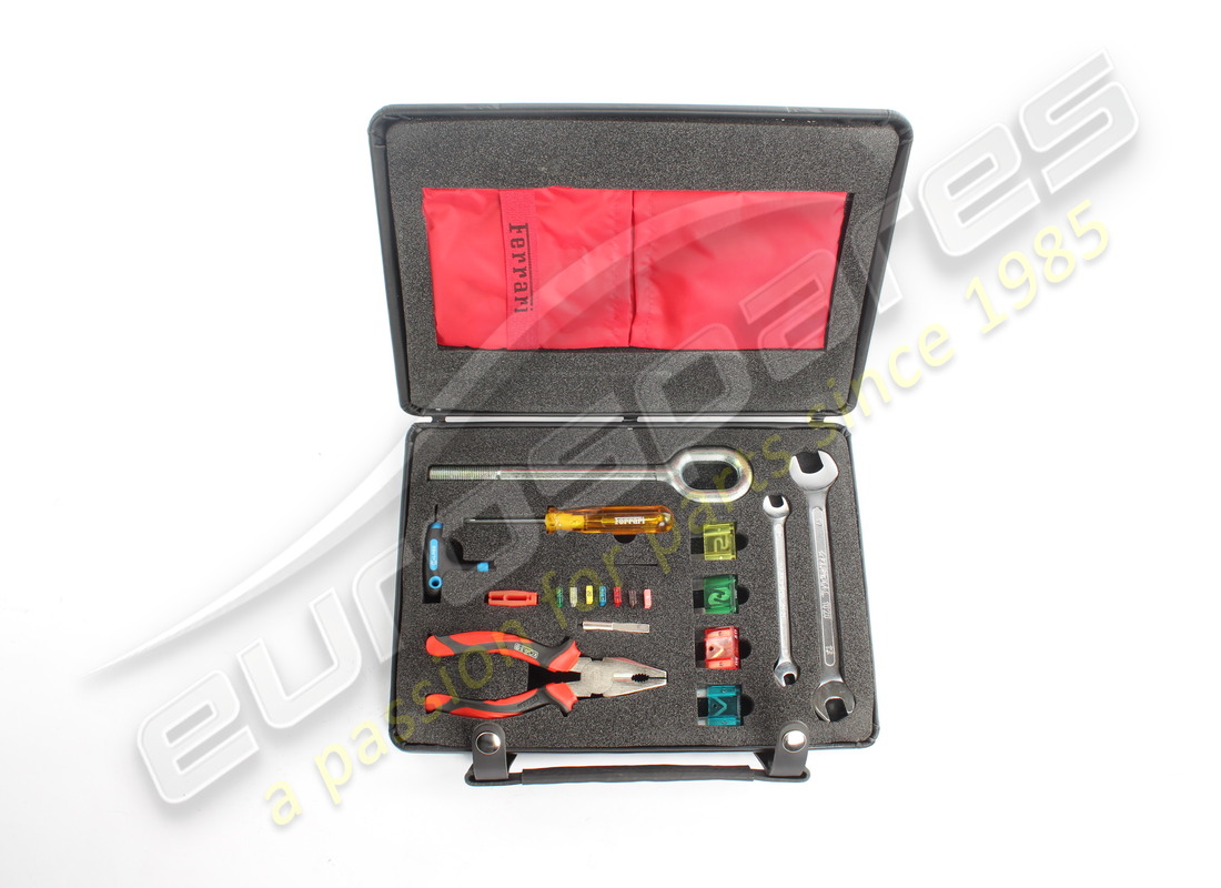 nouveau sac à outils complet ferrari. numéro de pièce 220496 (4)