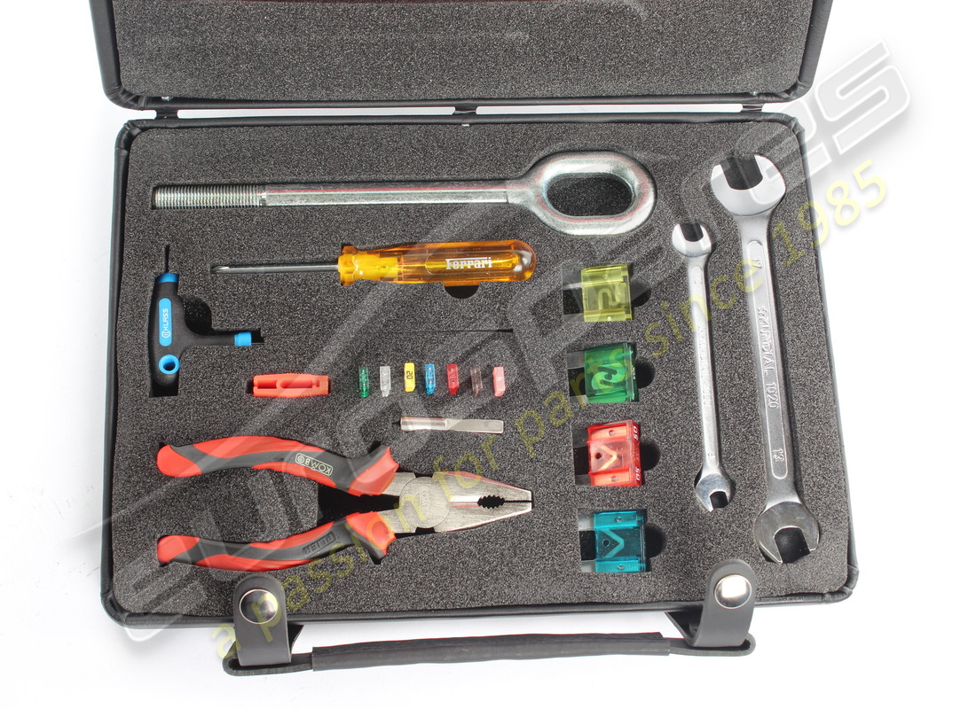 nouveau sac à outils complet ferrari. numéro de pièce 220496 (5)