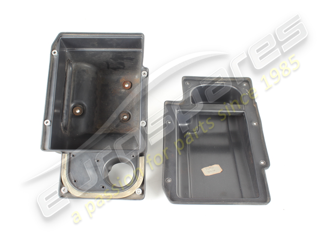 filtre à air d'occasion maserati. numéro de pièce 372480054 (5)