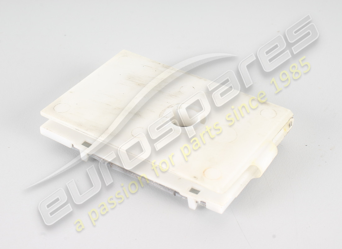 PIÈCE DE FIXATION D'OCCASION Lamborghini. NUMÉRO DE PIÈCE 8H0845233 (1)