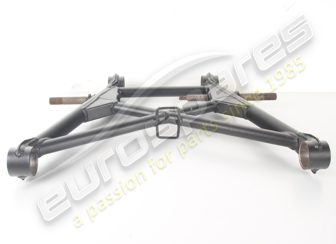 NOUVEAU LEVIER INFÉRIEUR ARRIÈRE FERRARI. NUMÉRO DE PIÈCE 124304 (4) nouveau levier inférieur arrière ferrari. numéro de pièce 124304 (4)