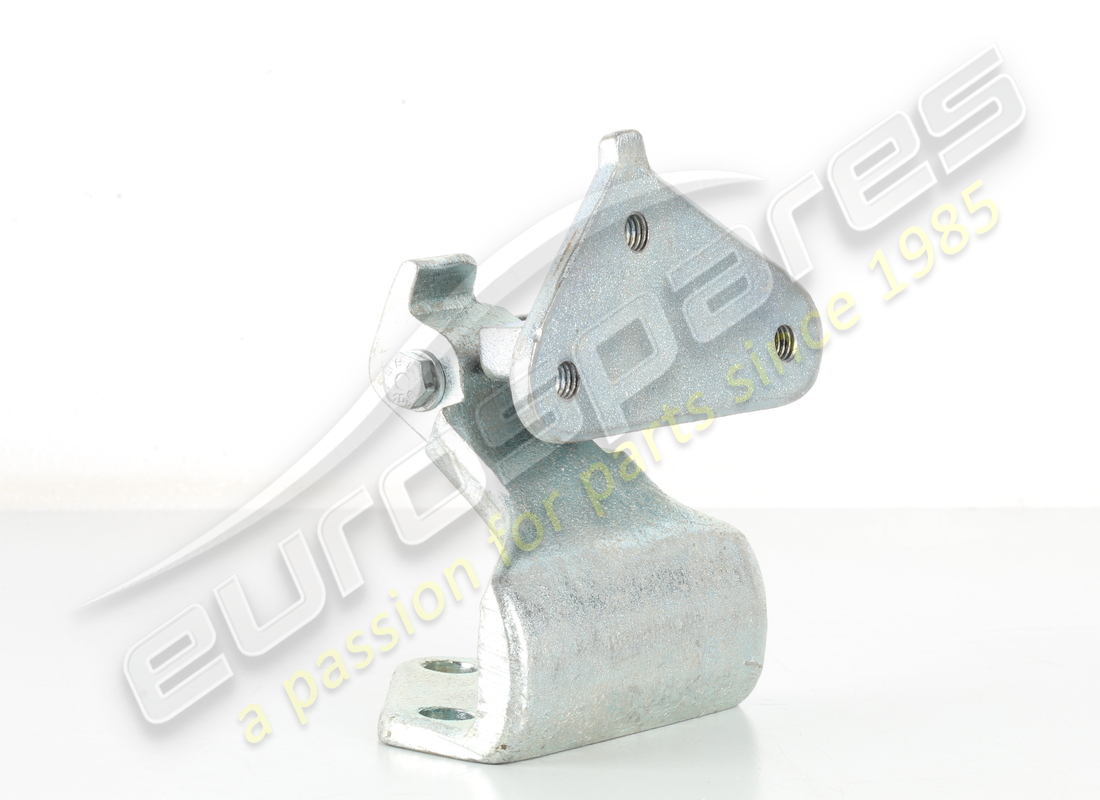 NEW MASERATI COMPLETE LH LOWER HINGE. PART NUMBER 67358100 (3) new maserati complete lh lower hinge. part number 67358100 (3)