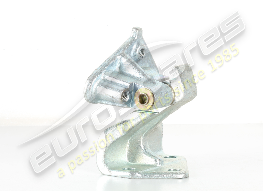 NEW MASERATI COMPLETE LH LOWER HINGE. PART NUMBER 67358100 (2) new maserati complete lh lower hinge. part number 67358100 (2)