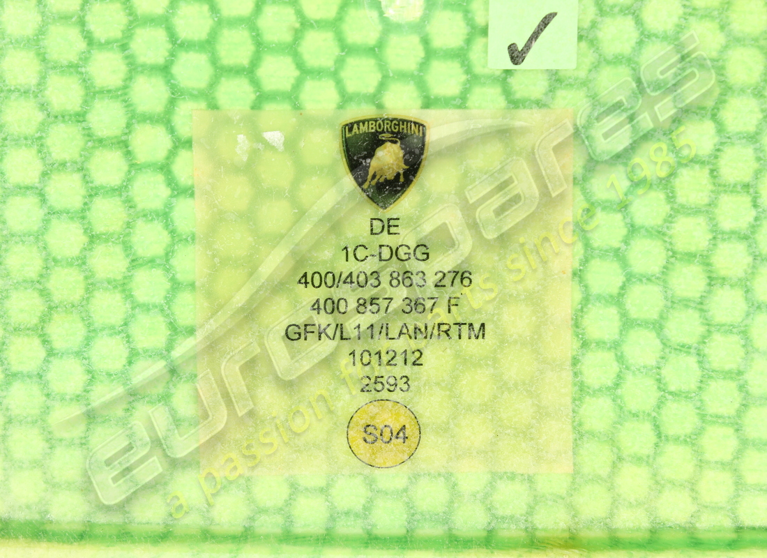 couverture utilisée de lamborghini. numéro de pièce 403863276b (5)