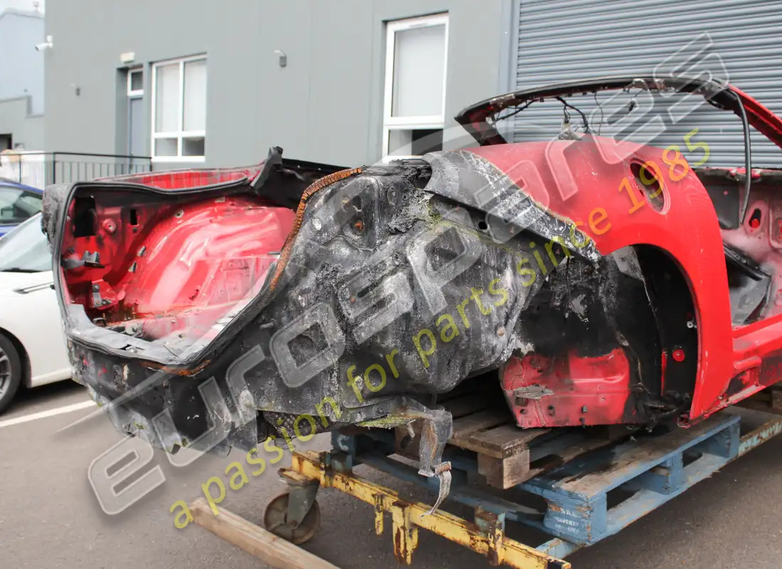 utilisé ferrari châssis et carrosserie arrière. numéro de pièce eap1480020 (2)