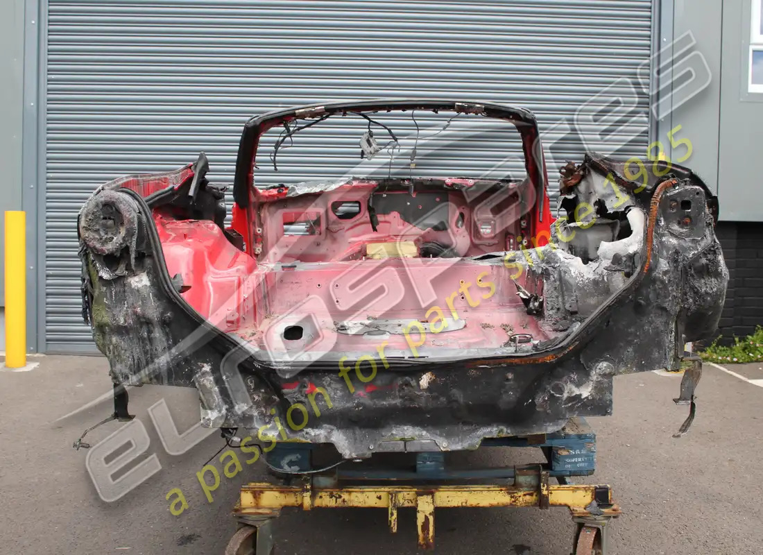 UTILISÉ Ferrari CHÂSSIS ET CARROSSERIE ARRIÈRE. NUMÉRO DE PIÈCE EAP1480020 (1)