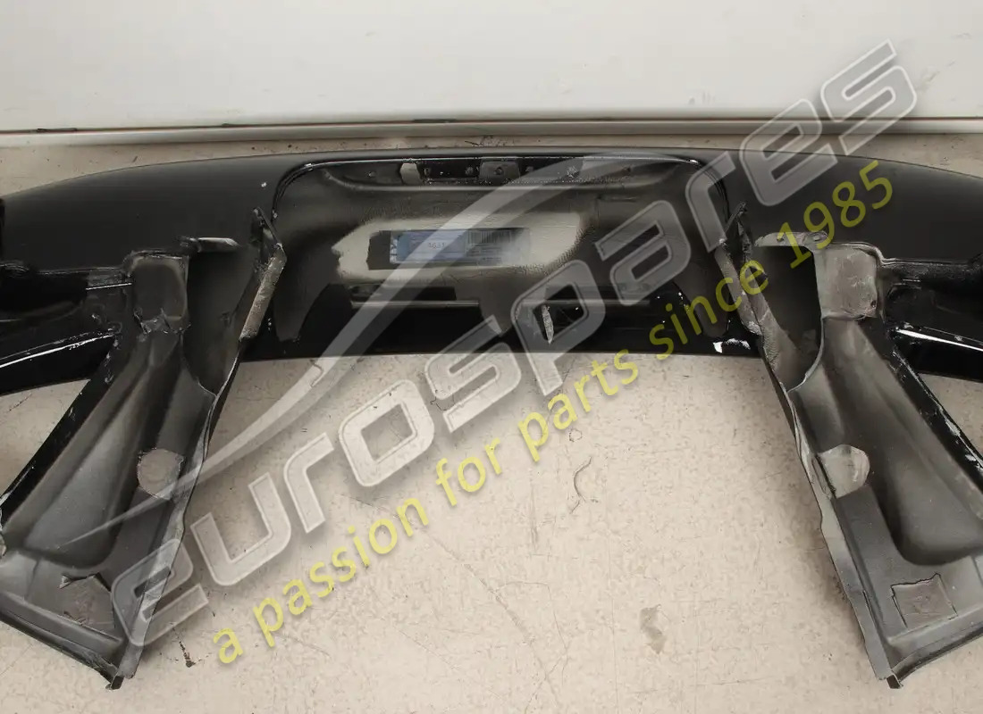 nouveau (autre) ferrari spoiler arrière complet. numéro de pièce 949122 (6)