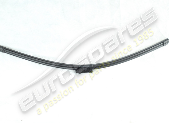 nouveau maserati brosse d'essuie-glace numéro de pièce 670156545